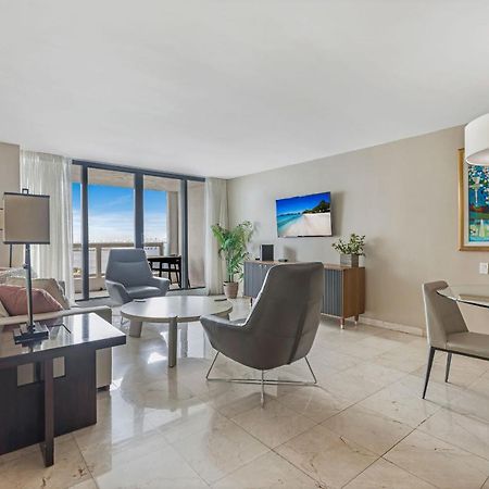 High Rise Comfort With Balcony Doral Eksteriør bilde